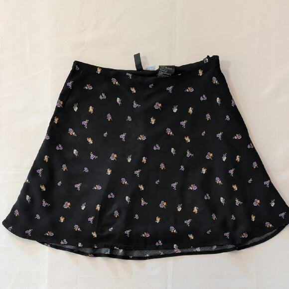 Divided Dresses & Skirts - Black Ditsy Floral Mini A-Line Skirt Size 6 Coquette Soft Girl Summer